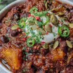 crockpot pumpkin black bean chili - featured image